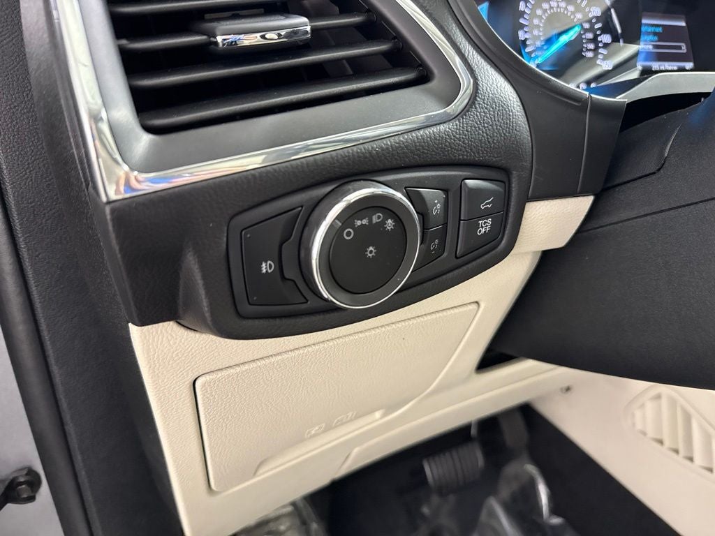 2023 Ford Edge Titanium