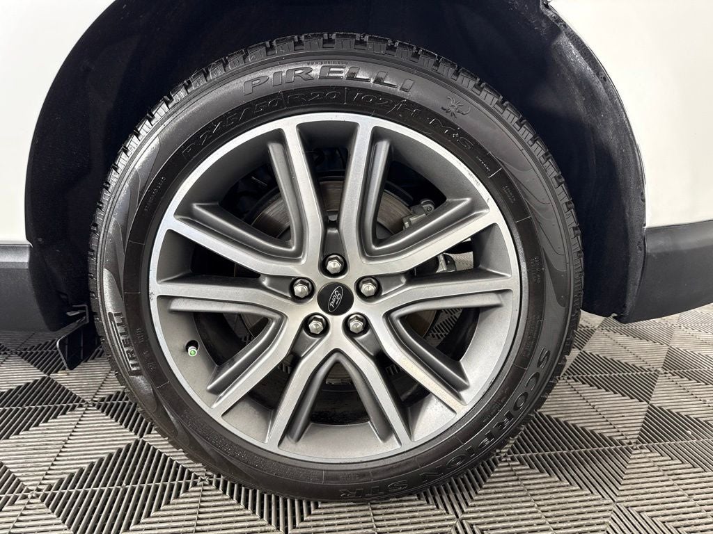 2024 Ford Edge Titanium