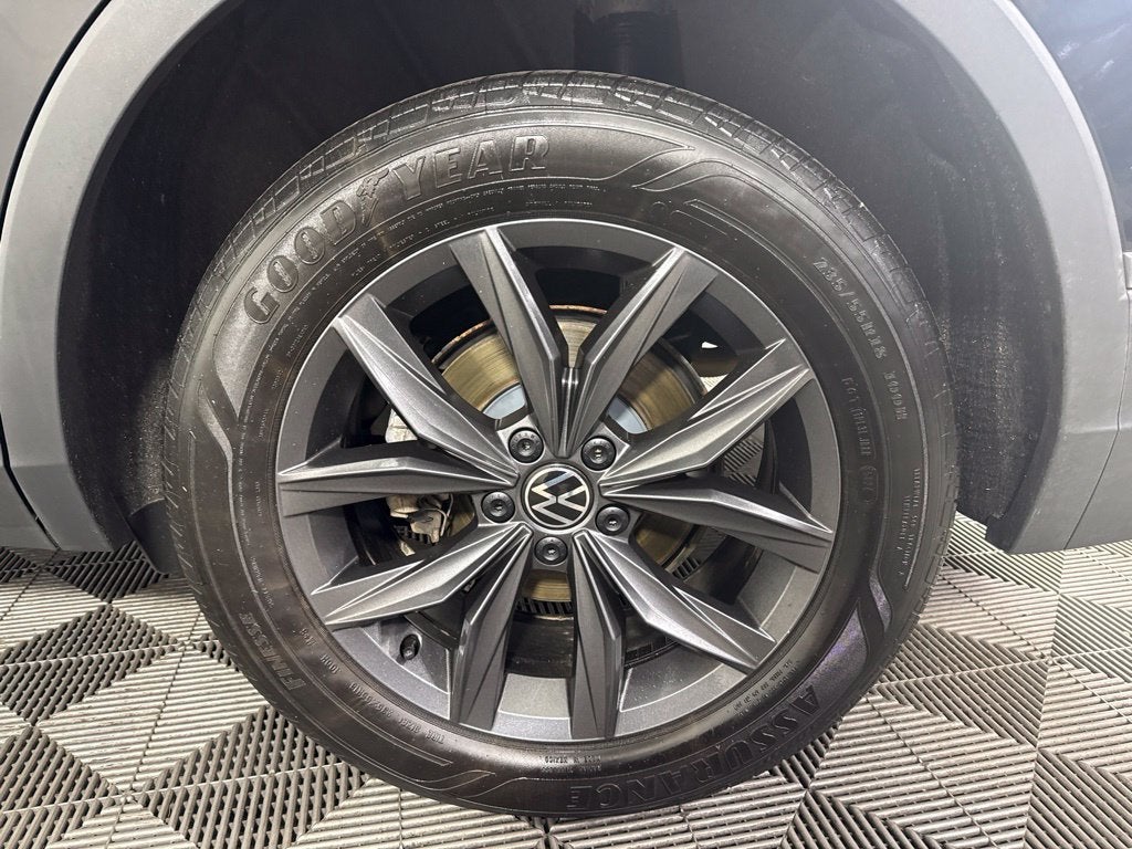 2023 Volkswagen Tiguan 2.0T SE