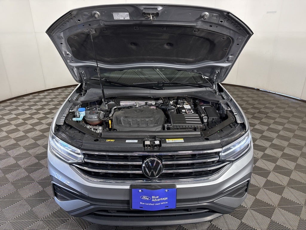 2024 Volkswagen Tiguan 2.0T SE