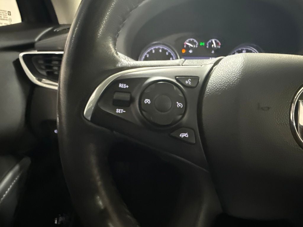 2021 Buick Enclave Essence