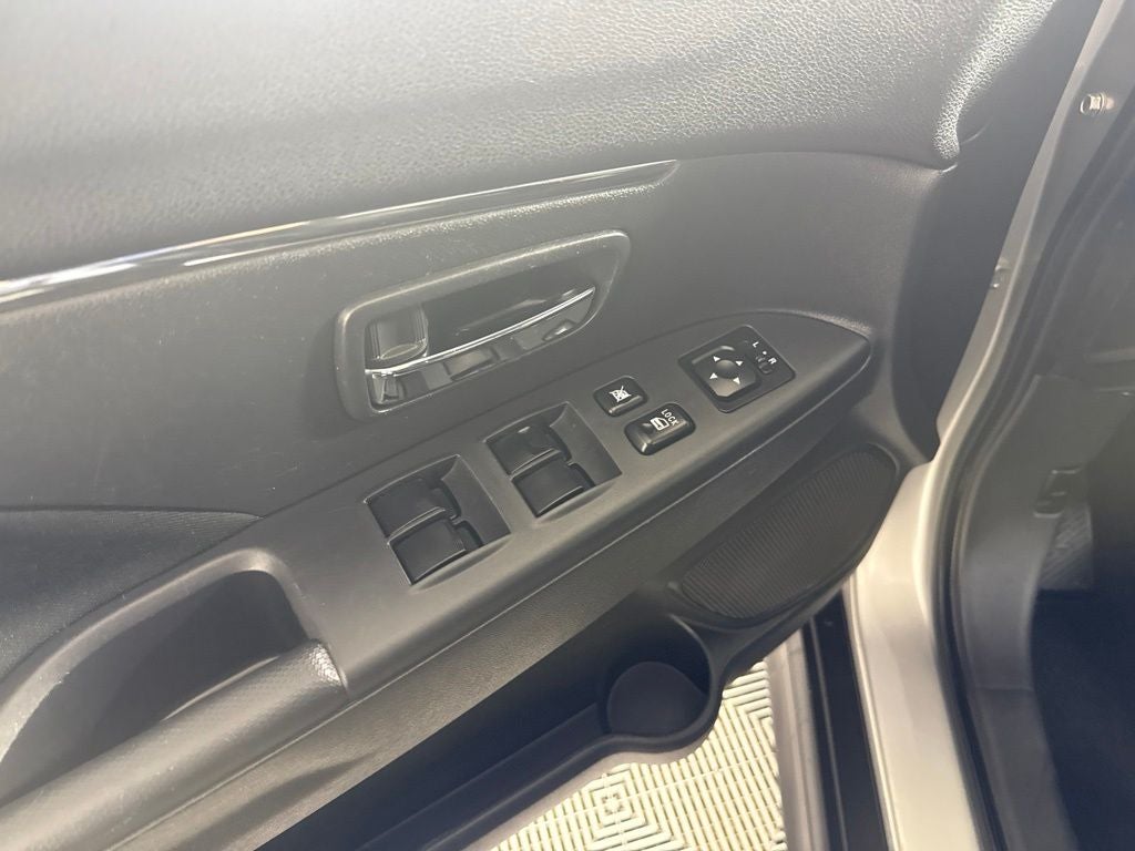 2025 Mitsubishi Outlander Sport 2.0 S