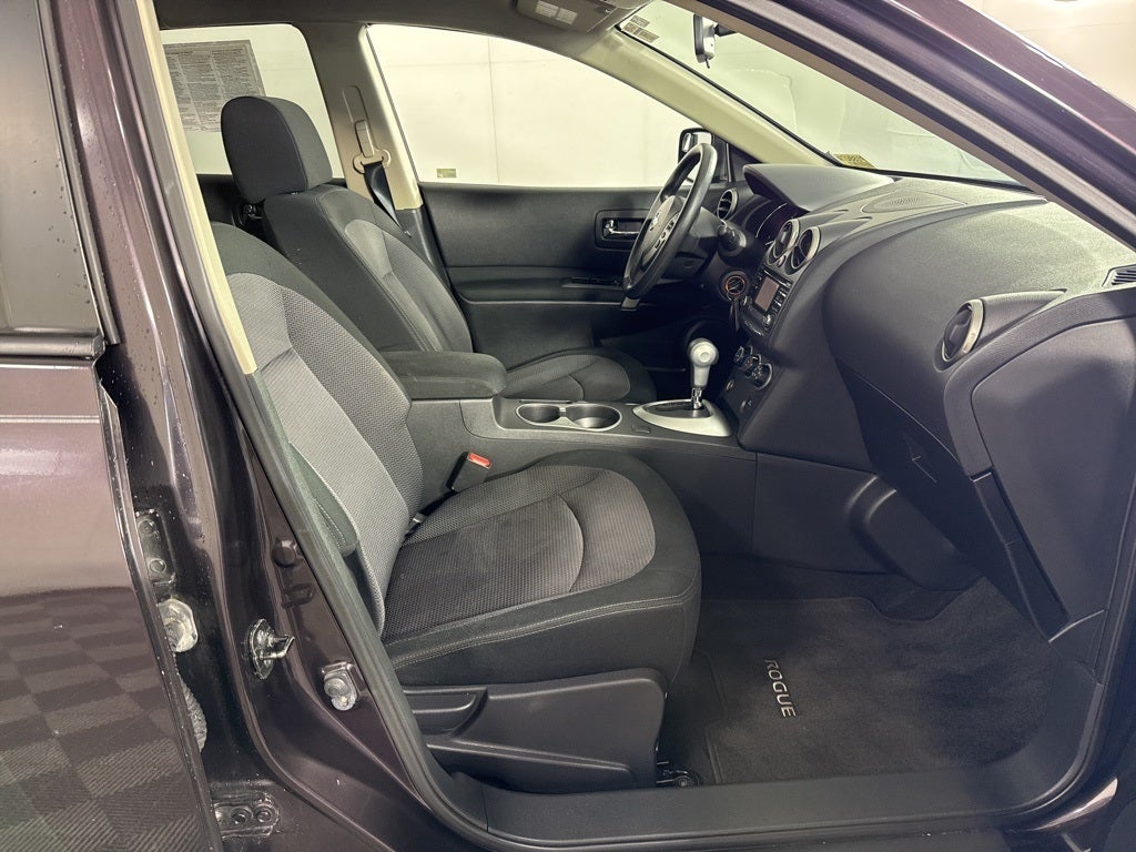 2013 Nissan Rogue SV