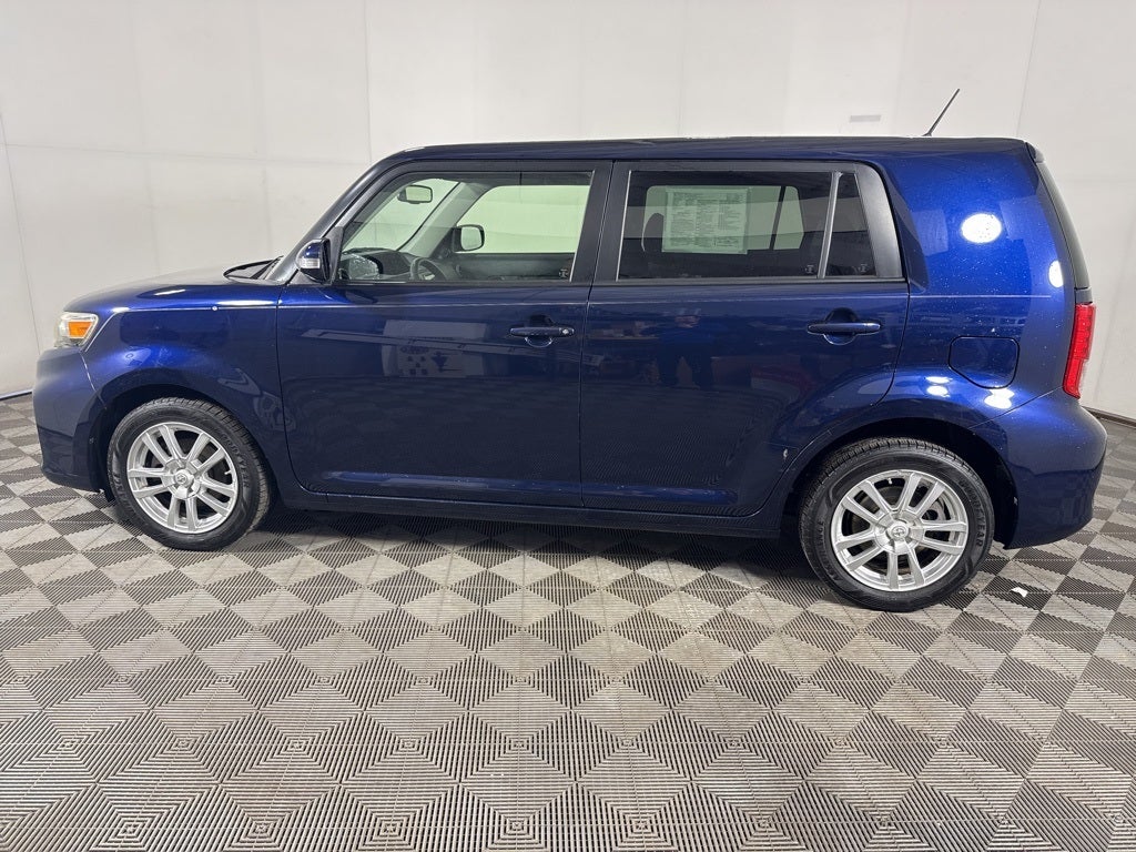 2014 Scion xB Base