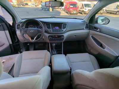 2016 Hyundai Tucson SE