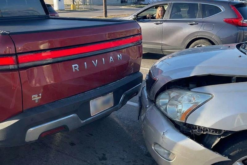 Ewald's Venus Ford, LLC - Exclusive Rivian Certified Collision Center